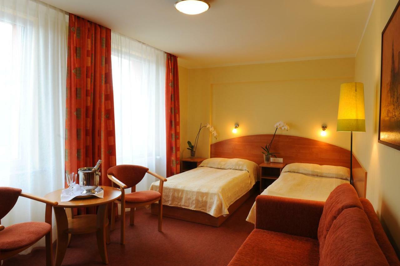 Hotel Gorzow Gorzów Wielkopolski Rom bilde